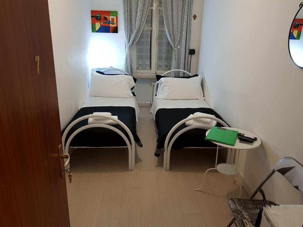 Mi Casa Es Tambien Tu Casa 2 Bed and Breakfast Βερόνα Εξωτερικό φωτογραφία