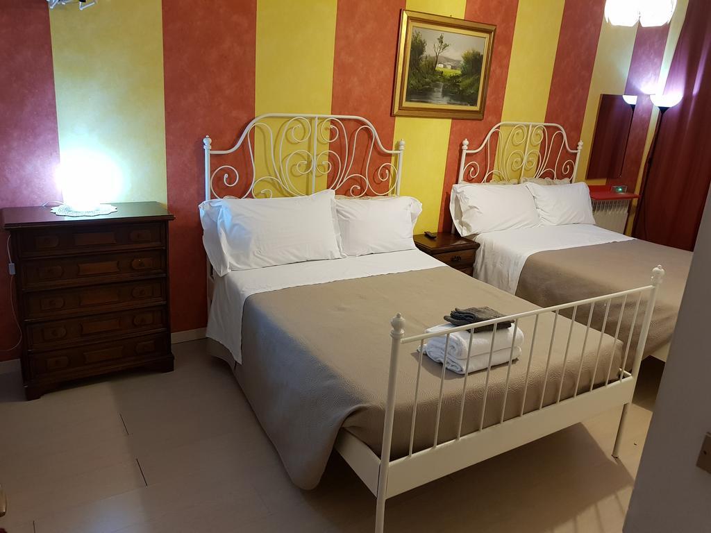 Mi Casa Es Tambien Tu Casa 2 Bed and Breakfast Βερόνα Εξωτερικό φωτογραφία