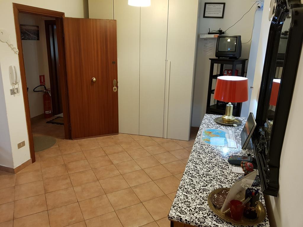 Mi Casa Es Tambien Tu Casa 2 Bed and Breakfast Βερόνα Εξωτερικό φωτογραφία